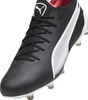 Buty piłkarskie Puma King Ultimate FG/AG 107563 01