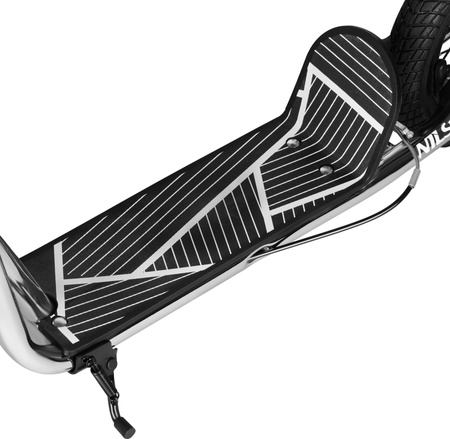 Hulajnoga z kołami pompowanymi 16/12'' Nils Extreme wh10121