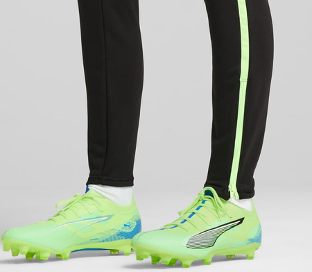 Buty piłkarskie Puma Ultra 5 Match FG/AG 107687 03