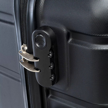 Walizka turystyczna twarda Martes Szumen 63L wymiary 66 x 43 x 26,5 cm