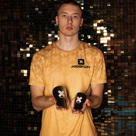 Ochraniacze piłkarskie Proskary Golden Goal Shin Pads 10,5x7 cm złote