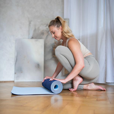 Mata do ćwiczeń jogi yogi fitness TPE HMS YM10 niebieska 182x61x0.8 cm