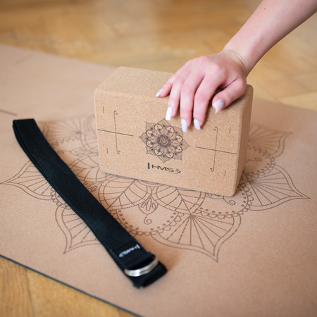 Zestaw do jogi yogi HMS mata korkowa fitness TPE YM11 kostka KJ02 pasek SJ02