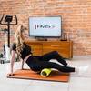 Mata do ćwiczeń fitness klubowa z otworami HMS Premium MFK01 110x55x1,5 cm pomarańczowo-czarna