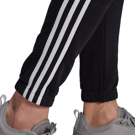 Spodnie męskie adidas Essentials Tapered Elasticcuff 3 Stripes Pant czarne GK8829