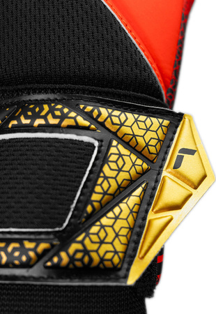 Rękawice bramkarskie Reusch Attrakt Freegel Silver czarno-czerwone 5570235 7075