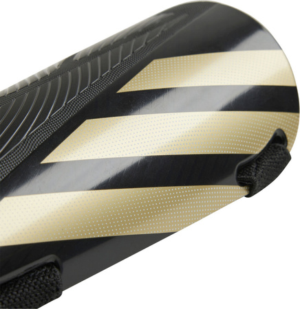 Ochraniacze piłkarskie na golenie piszczele nagolenniki adidas Tiro Training Junior czarne JG8779