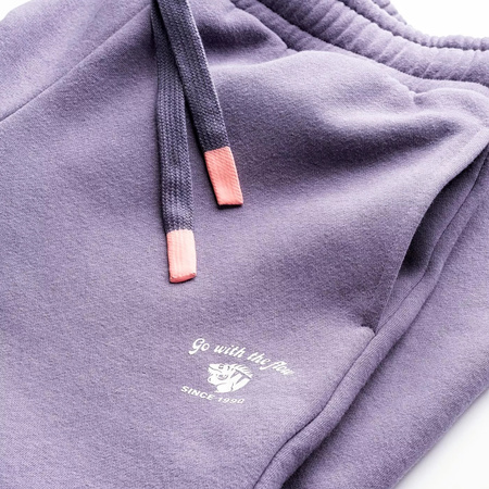 Dziecięce spodnie dresowe bawełniane Iguana Lilu Tg rozmiar 158