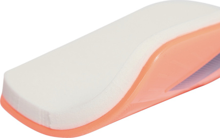 Ochraniacze piłkarskie na golenie piszczele nagolenniki Adidas Tiro Club KA0028