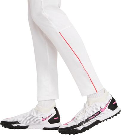 Dres damski Nike Df Academy 21 Trk Suit K biały DC2096 100