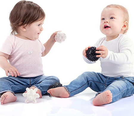 Piłki sensoryczne AM Tullo 4 szt. czarno-białe 461