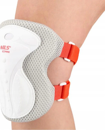 Zestaw ochraniaczy kolana łokcie nadgarstki na rolki deskorolkę hulajnogę Nils Extreme H8334 białe rozmiar L