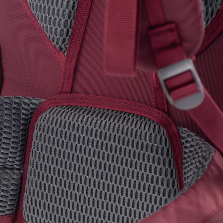 Plecak trekkingowy turystyczny Elbrus Montaza pojemność 30 l