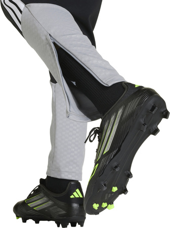 Spodnie dla dzieci adidas Tiro 26 Competition Training czarne KA5134