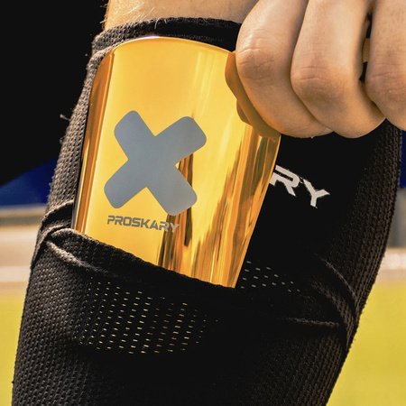Ochraniacze piłkarskie Proskary Golden Goal Shin Pads 10,5x7 cm złote