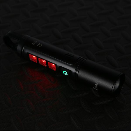 Latarka turystyczna wodoodporna akumulator led 800 lm Nils Camp NC0003 czarna