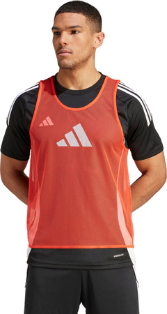 Znacznik adidas Training 24 BIB koralowy JF3245