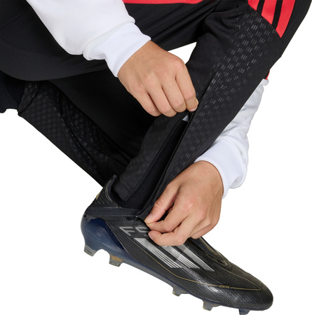 Spodnie dla dzieci adidas Tiro 26 Competition Training czarno-czerwone KA5136