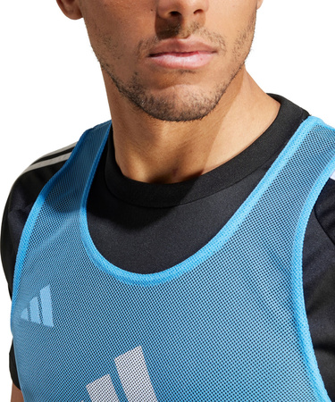 Znacznik adidas Training 24 BIB niebieski JF3243