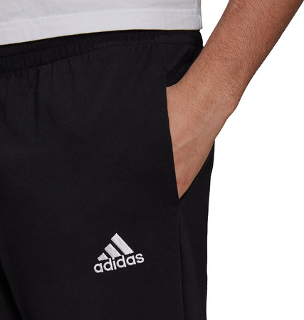 Spodnie męskie adidas Essentials Tapered Open Hem Pants czarne GK9222