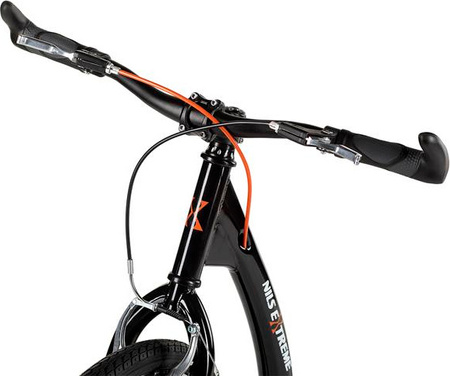 Hulajnoga rowerowa z dużymi pompowanymi kołami Nils Extreme WHS261 czarna 26/20"