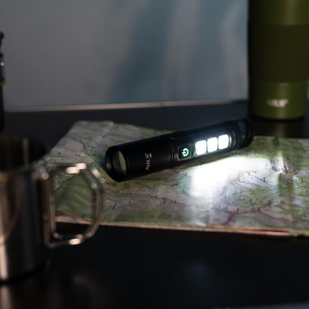 Latarka turystyczna wodoodporna akumulator led 800 lm Nils Camp NC0003 czarna