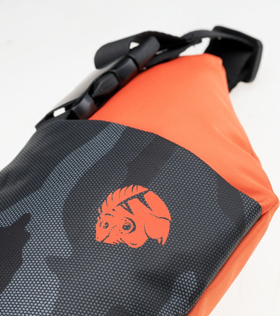 Saszetka torebka nerka biodrowa na pas Iguana Modony pomarańczowa