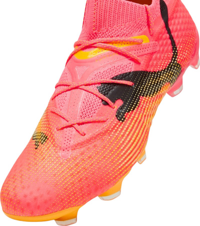 Buty piłkarskie Puma Future 7 Ultimate FG/AG 107599 03