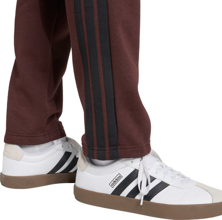 Spodnie męskie adidas Essentials 3-Stripes Fleece brązowe JX0713