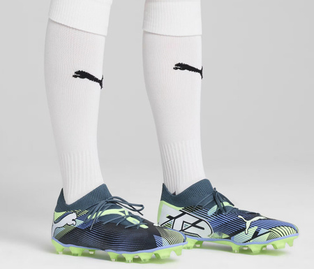 Buty piłkarskie Puma Future 7 Match FG/AG 107931 03