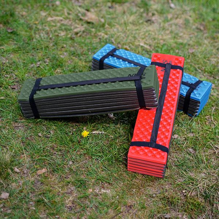 Karimata mata turystyczna składana Nils camp NC1768 niebieska 188x60x2cm