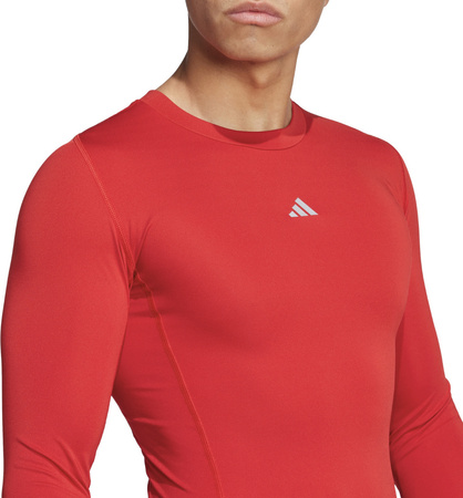 Koszulka męska adidas Techfit Long Sleeve Tee czerwona JP2926