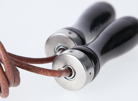 Skakanka skórzana HMS SK43