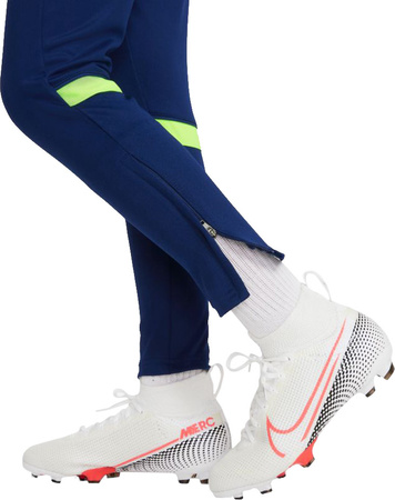 Spodnie dla dzieci Nike Dri-FIT Academy 21 Pant Kpz granatowe CW6124 492