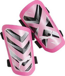 Ochraniacze piłkarskie na golenie piszczele nagolenniki Puma Ultra Light Strap różowo-białe 30875 08